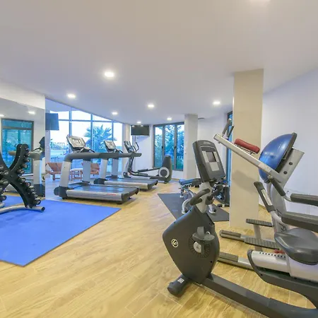 Stobrec مكان تخييم *