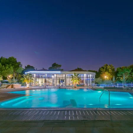 Stobrec مكان تخييم سبليت